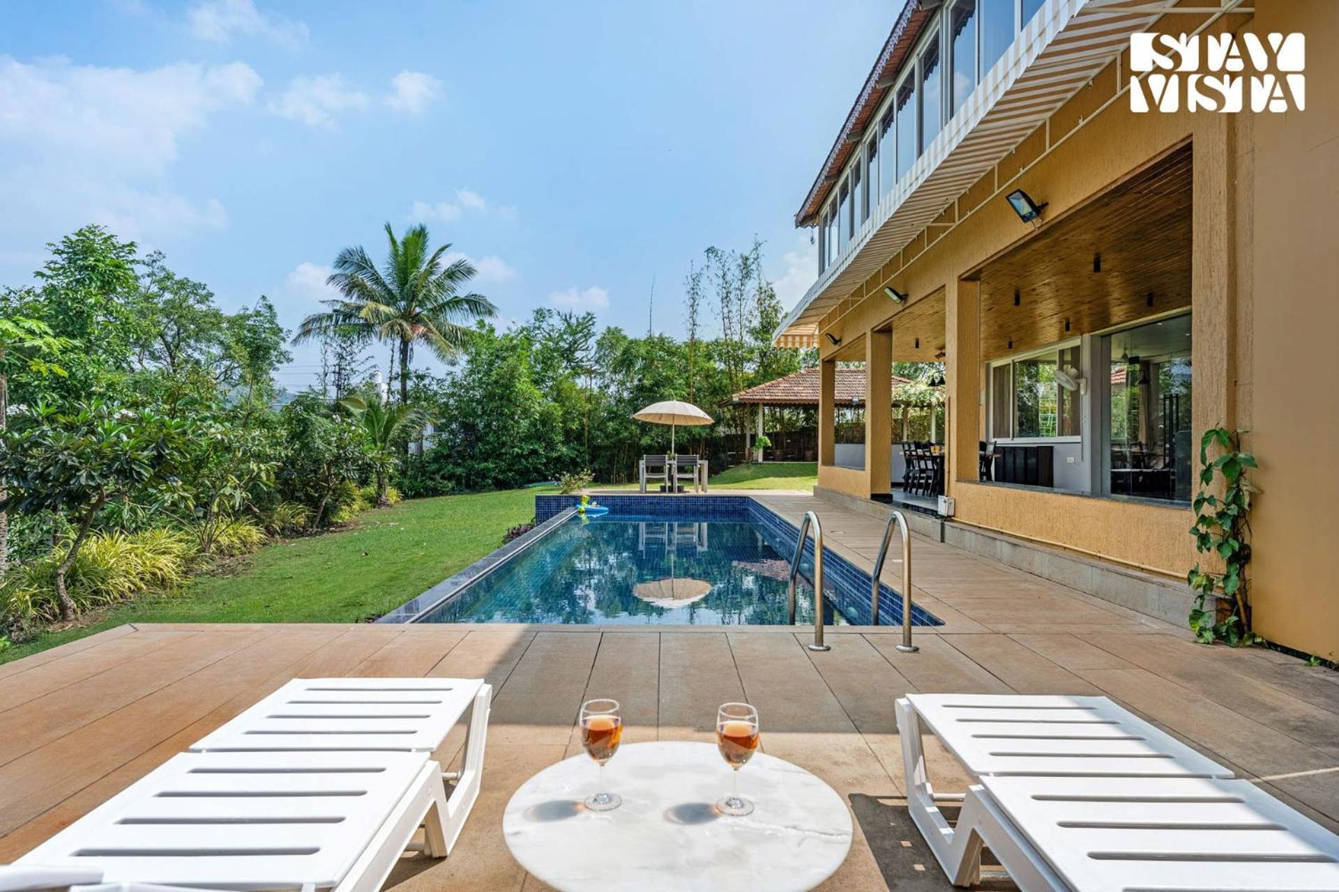 Stayvista At Countryside Meadows With Pool, Ac Pune Dış mekan fotoğraf